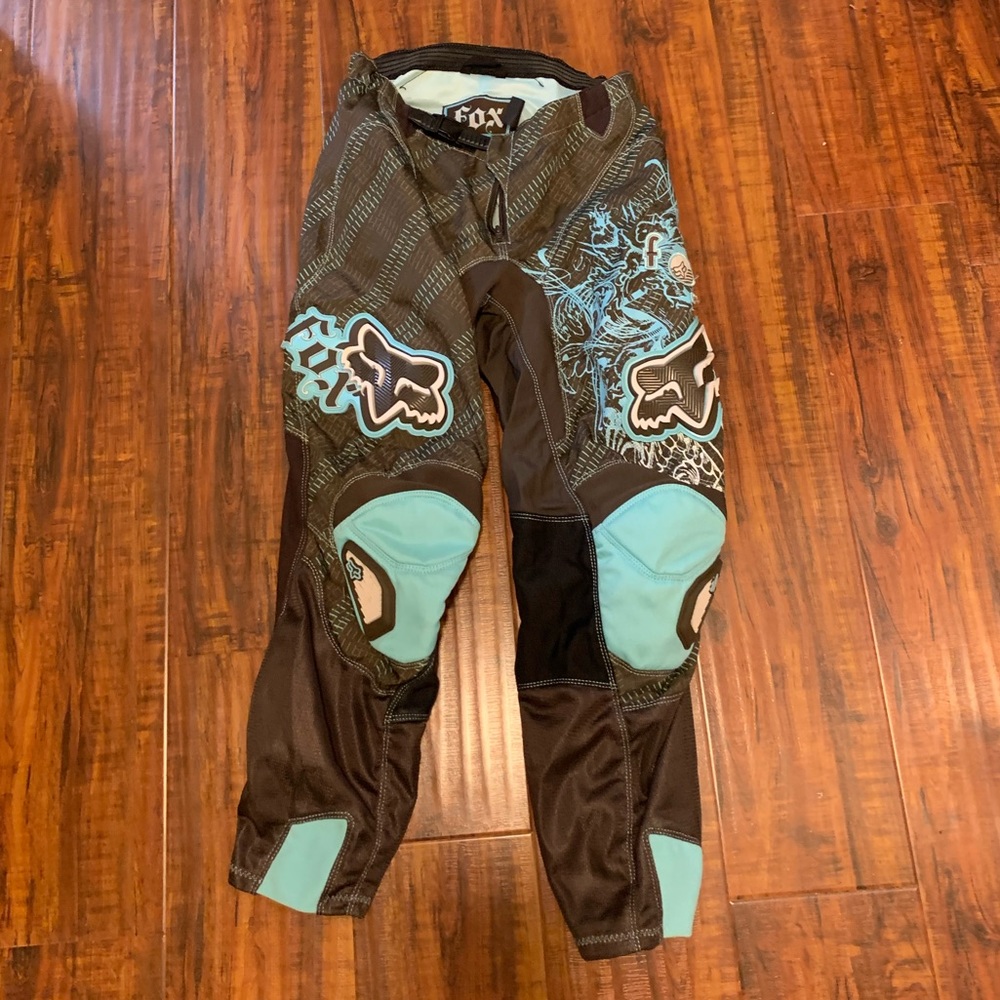 Children’s Fox four-wheeling gear
